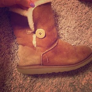 Ugg shoes